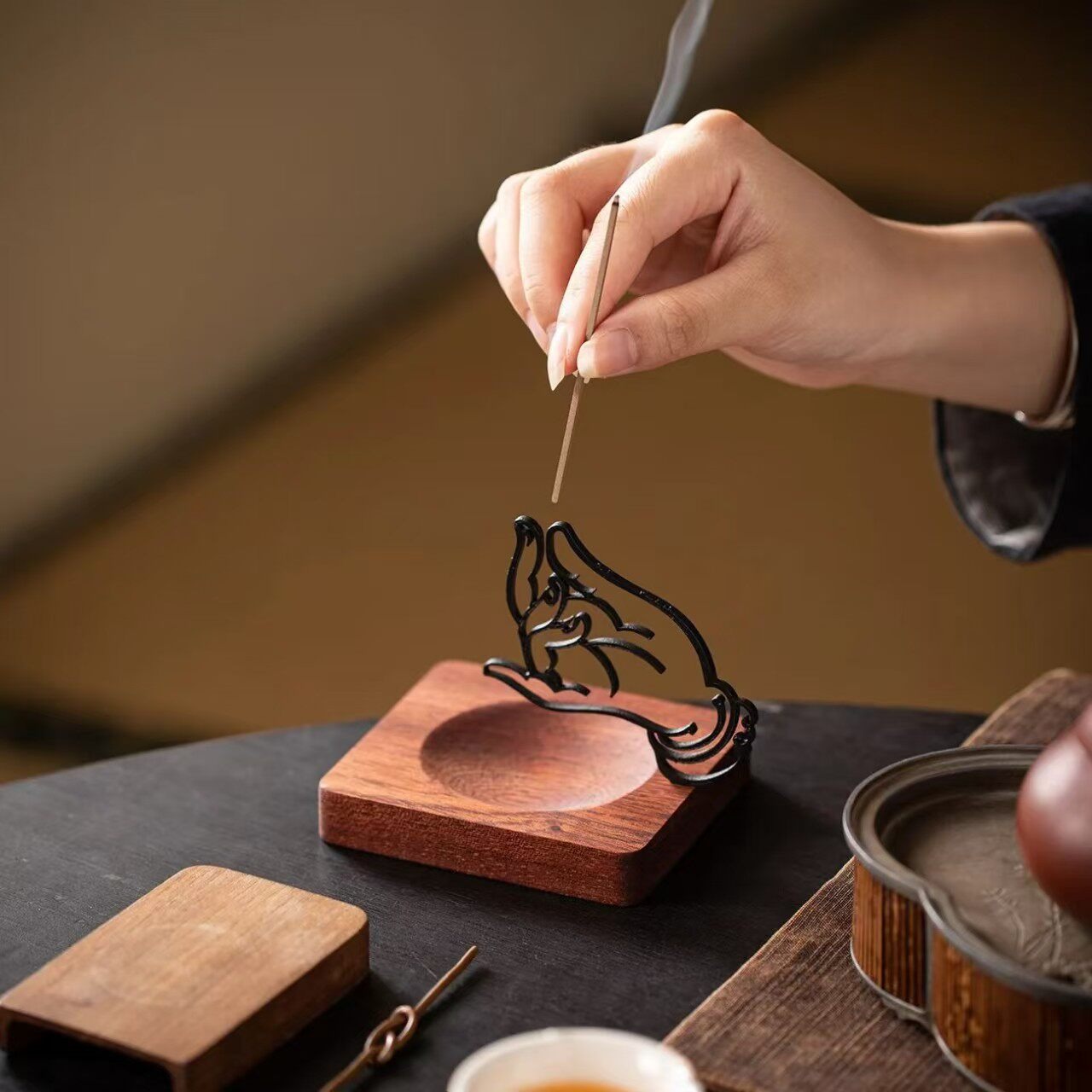 Buddha Hand Incense Stick Hold - Home Fragrance Vanilla Cashmere 리뷰 및 가격