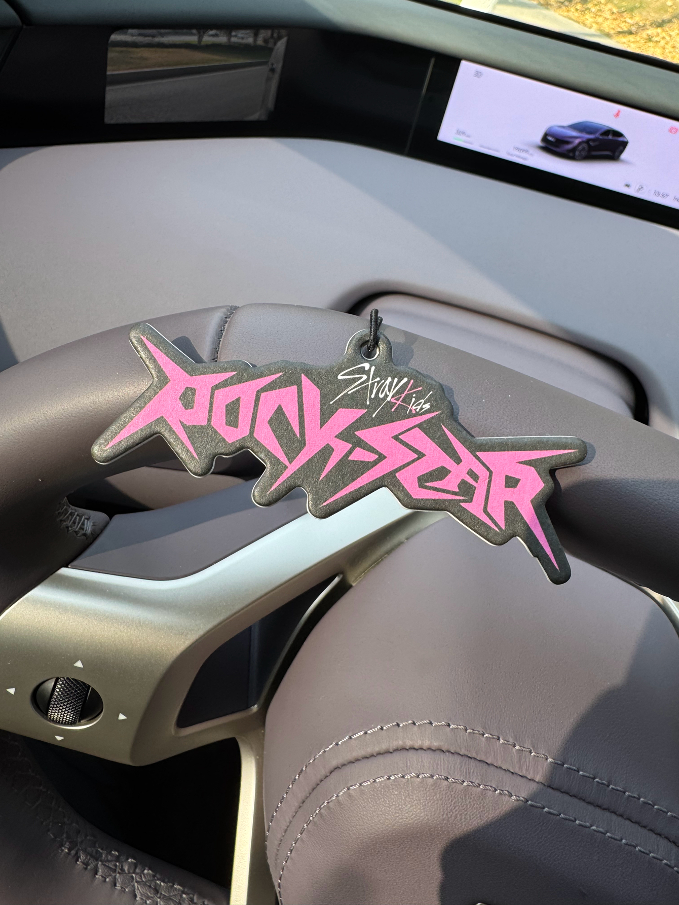 Kpop Style Graffiti Car Air Fr - Home Fragrance English Pear And Freesia 리뷰 및 가격