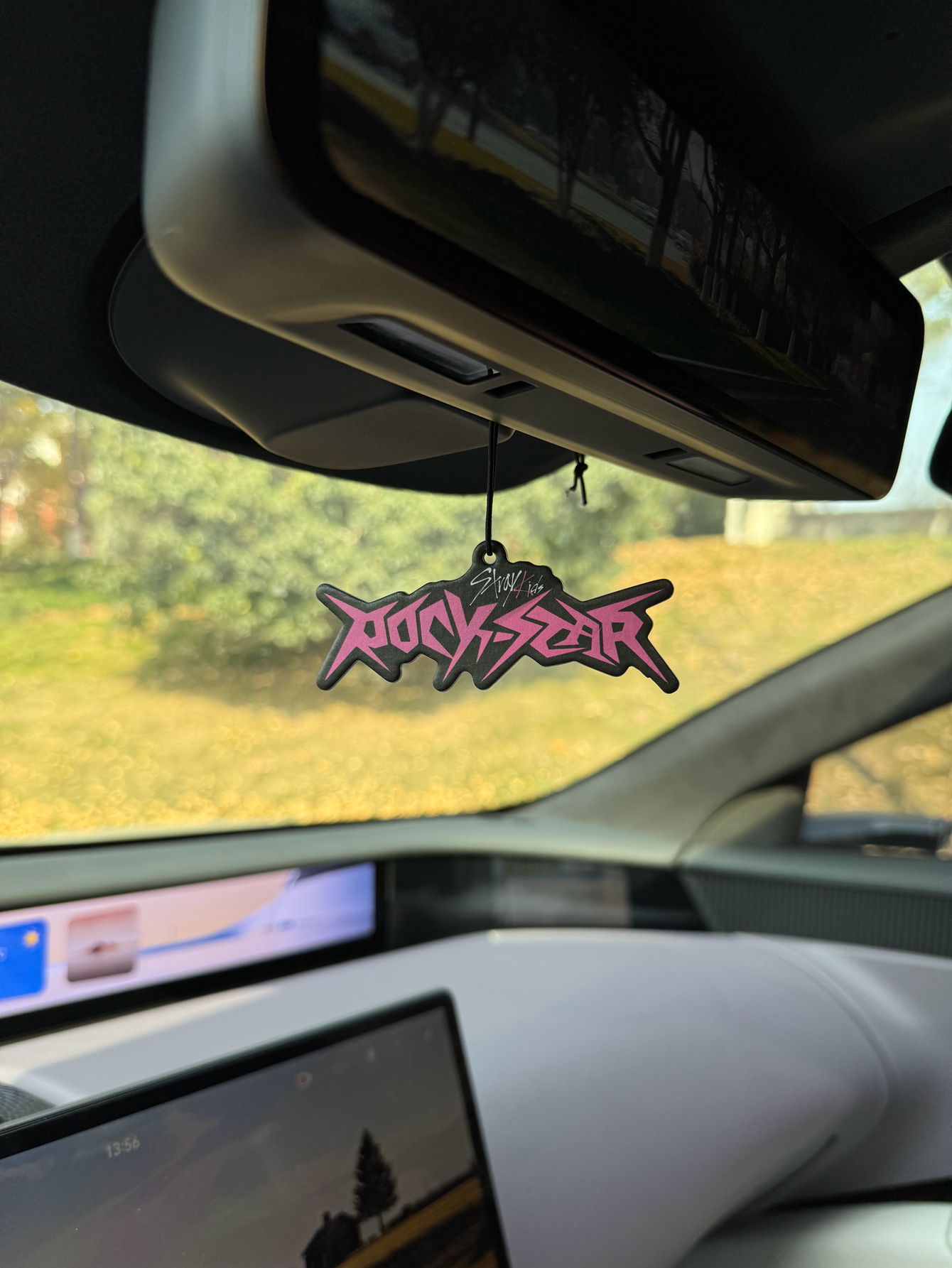 Kpop Style Graffiti Car Air Fr - Home Fragrance English Pear And Freesia 리뷰 및 가격